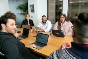 Photo Virtual team meeting